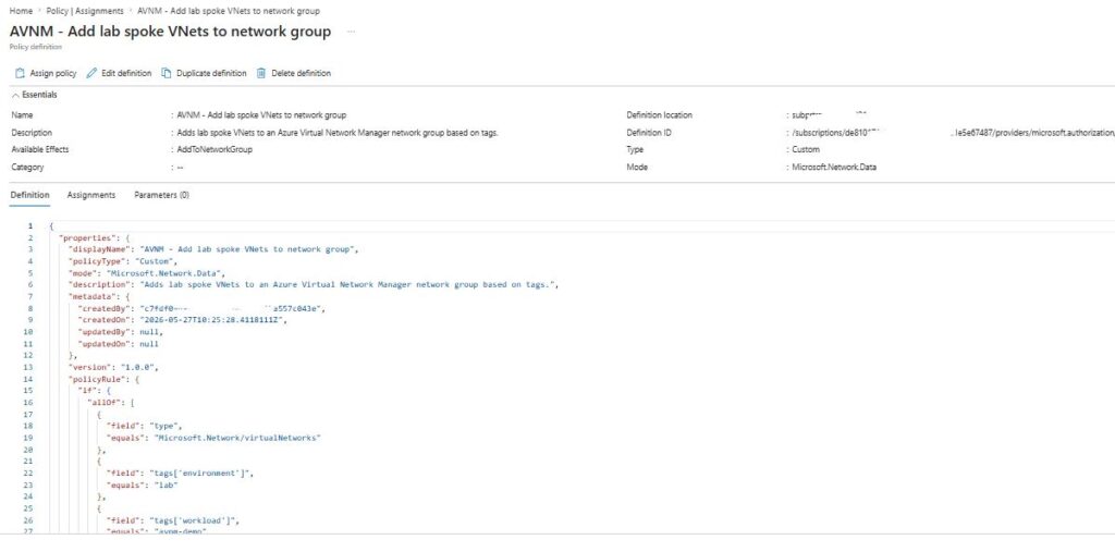 Azure Virtual Network Manager na prática: conectividade e segurança de redes em escala enterprise Azure Policy configurada para adicionar VNets dinamicamente a um network group.